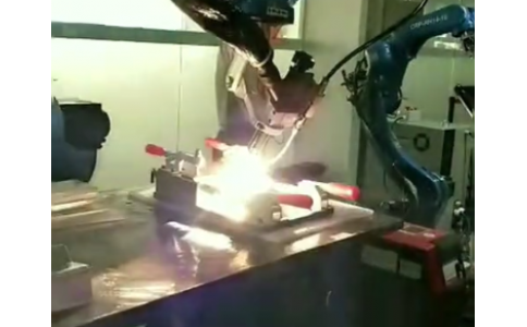 电力杆焊接机器人自动化设备的系统解决方案